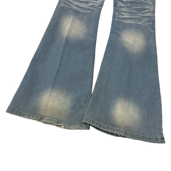 2000s Red Rivet Flare Jeans - Picture 7 of 7